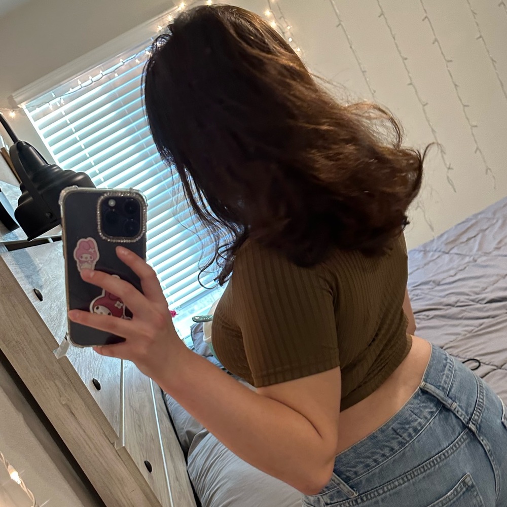 brown crop top - Picture 3 of 4